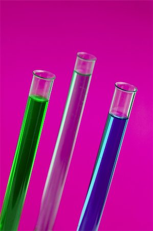 simsearch:400-07774098,k - Three retorts in the lab against pink background Stock Photo - Budget Royalty-Free & Subscription, Code: 400-04840330