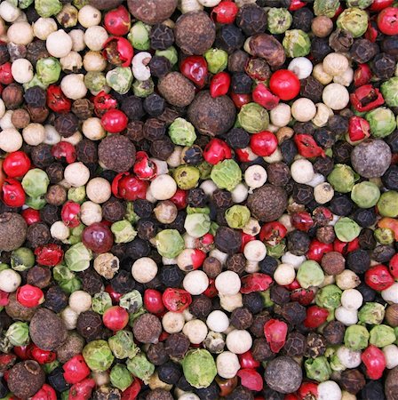 simsearch:693-08127315,k - Different kinds of pepper can use as spice background Photographie de stock - Aubaine LD & Abonnement, Code: 400-04841758