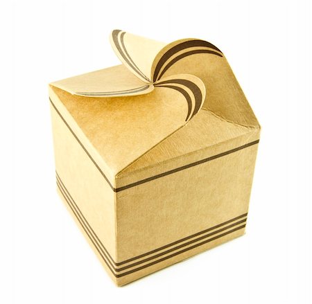 simsearch:400-04872165,k - Cardboard gift box isolated on a white background Photographie de stock - Aubaine LD & Abonnement, Code: 400-04843665