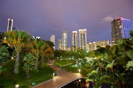 simsearch:400-04694246,k - City night scenery with skyscrapers in evening. Foto de stock - Super Valor sin royalties y Suscripción, Código: 400-04843962