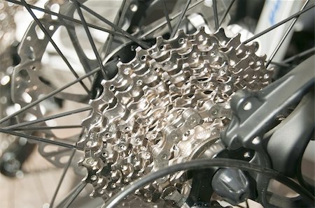 simsearch:400-08372468,k - bicycle gear Fotografie stock - Microstock e Abbonamento, Codice: 400-04854776