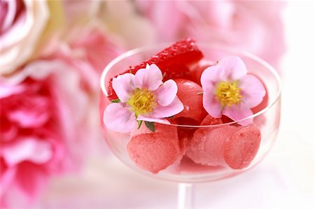 Strawberry sorbet  or ice cream for hot summer Stock Photo - Budget Royalty-Free & Subscription, Code: 400-04854976