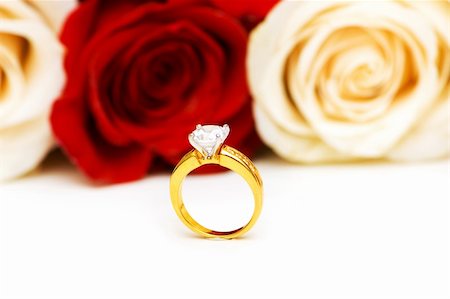 simsearch:400-05244104,k - Engagement ring and roses at the background Stock Photo - Budget Royalty-Free & Subscription, Code: 400-04855278