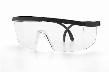 simsearch:400-04866155,k - Plastic safety goggles on white background Photographie de stock - Aubaine LD & Abonnement, Code: 400-04855754