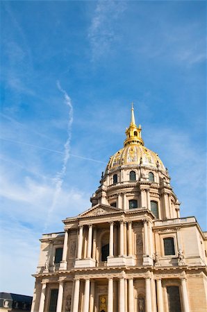 simsearch:400-08167041,k - Les Invalides is a complex of buildings in the 7th arrondissement of Paris,containing museums and monuments, all relating to the military history of France. Stock Photo - Budget Royalty-Free & Subscription, Code: 400-04857934