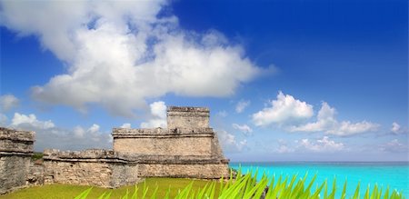 ancient Mayan ruins Tulum Caribbean turquoise sea direct high view Stockbilder - Microstock & Abonnement, Bildnummer: 400-04850804