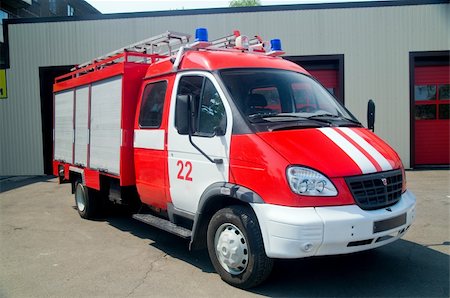 simsearch:400-06392786,k - Russian firetruck, Ukraine Donetsk Fotografie stock - Microstock e Abbonamento, Codice: 400-04878264