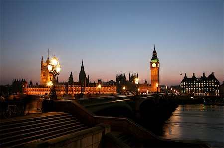 Big Ben seen from Westminster Bridge Stockbilder - Microstock & Abonnement, Bildnummer: 400-04879803