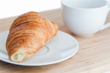 simsearch:400-07477800,k - Breakfast with coffee and croissants on a white background Stock Photo - Budget Royalty-Free & Subscription, Code: 400-04870227