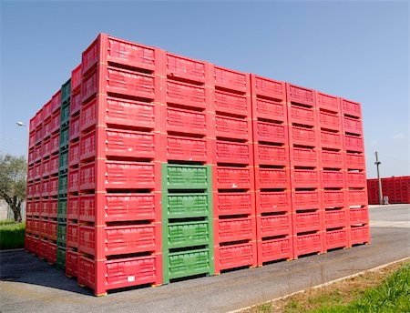 paolikphoto (artist) - Containers in the yard of a warehouse. Stock Photo - Budget Royalty-Free & Subscription, Code: 400-04870869