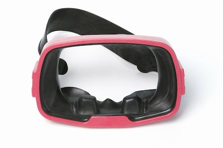 simsearch:400-04417998,k - Red diving goggles isolated on white background Photographie de stock - Aubaine LD & Abonnement, Code: 400-04871046