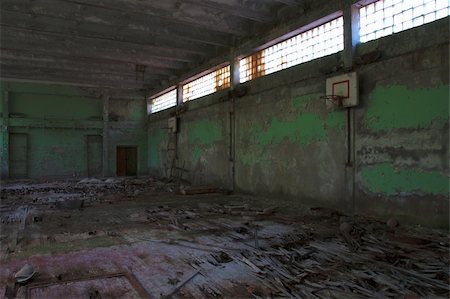 Chernobyl disaster results. This is abandoned school in small city Pripyat (about 5 kilometers form the Chernobyl nuclear station). Fotografie stock - Microstock e Abbonamento, Codice: 400-04872151