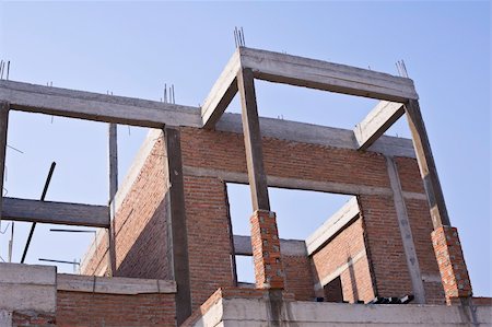 simsearch:400-06750359,k - Building construction and nice blue sky Photographie de stock - Aubaine LD & Abonnement, Code: 400-04873986