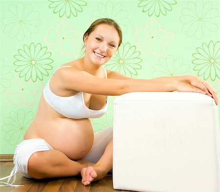 simsearch:400-04389562,k - lovely pregnant woman waiting for a child Stock Photo - Budget Royalty-Free & Subscription, Code: 400-04886012