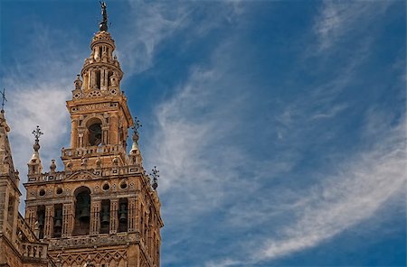 The Seville Cathedral is the largest Gothic Cathedral and the third largest Church in the World. Stock Photo - Budget Royalty-Free & Subscription, Code: 400-04886791