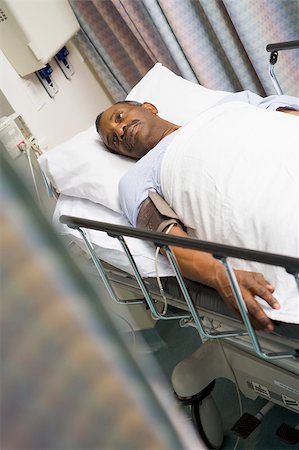 simsearch:400-04887902,k - Patient In Hospital Bed Stock Photo - Budget Royalty-Free & Subscription, Code: 400-04887897