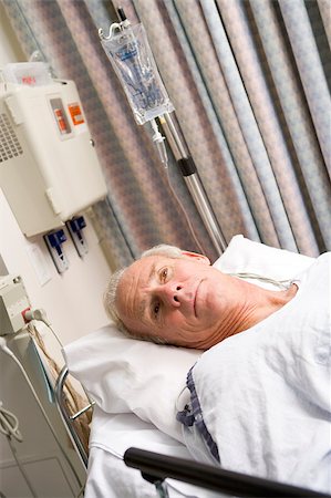 simsearch:400-04887902,k - Patient In Hospital Bed Stock Photo - Budget Royalty-Free & Subscription, Code: 400-04887905