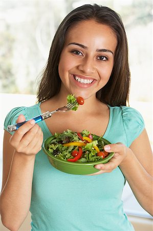 simsearch:633-01715082,k - Teenage Girl Eating A Salad Stock Photo - Budget Royalty-Free & Subscription, Code: 400-04888472