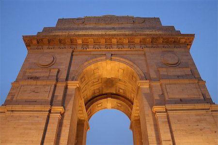 A view of The India Gate at evening. Fotografie stock - Microstock e Abbonamento, Codice: 400-04888974