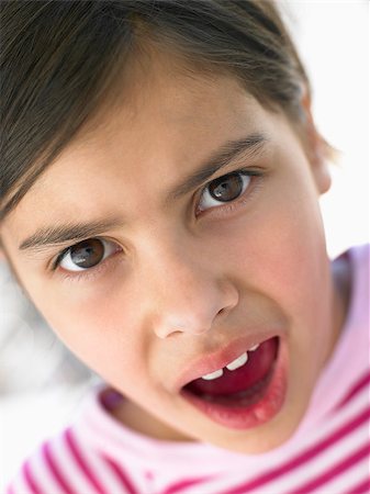 simsearch:400-04889881,k - Portrait Of Girl Looking Surprised Stock Photo - Budget Royalty-Free & Subscription, Code: 400-04889895