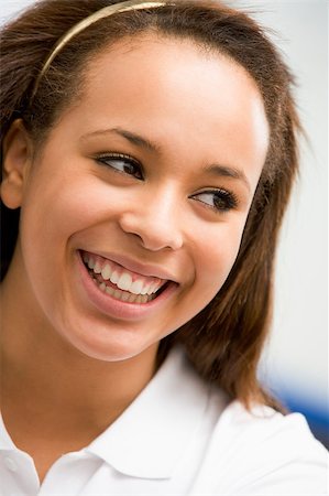 simsearch:400-04889881,k - Portrait Of Teenage Girl Smiling Stock Photo - Budget Royalty-Free & Subscription, Code: 400-04889931