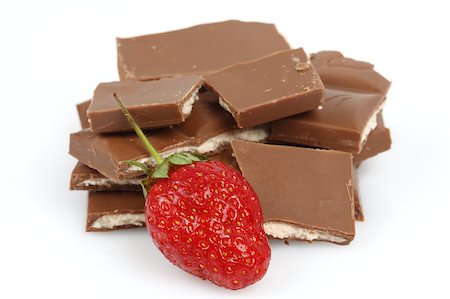 simsearch:400-05256065,k - Close up of strawberry and chopped chocolate , shallow depth of field Stock Photo - Budget Royalty-Free & Subscription, Code: 400-04880511