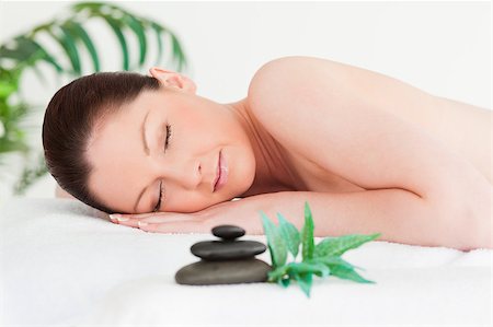 simsearch:400-04881816,k - Beautiful female in a spa Stockbilder - Microstock & Abonnement, Bildnummer: 400-04881748