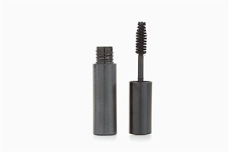 simsearch:400-08042102,k - A black mascara brush and tube against a white background Stock Photo - Budget Royalty-Free & Subscription, Code: 400-04882280