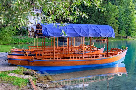 Boats on alpine lake in early morning Stock Photo - Budget Royalty-Free & Subscription, Code: 400-04895222