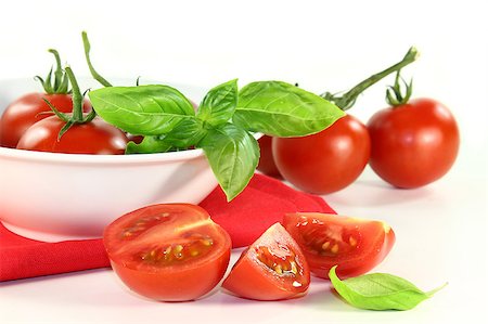 silencefoto (artist) - fresh red tomatoes in a white bowl Stockbilder - Microstock & Abonnement, Bildnummer: 400-04897012