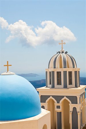 simsearch:400-04898640,k - Beautiful old church domes in Thira, Santorini, Greece Foto de stock - Super Valor sin royalties y Suscripción, Código: 400-04897910