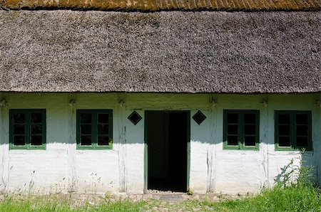 denmark traditional house - Medieval farm house in Denmark with thatched roof Stock Photo - Budget Royalty-Free & Subscription, Code: 400-04898424