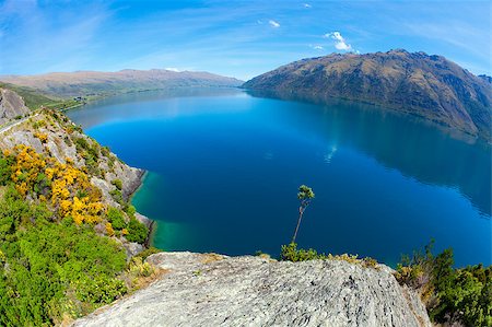 Fisheye image of the mountains surrounding Lake Wakatipu in New Zealand Fotografie stock - Microstock e Abbonamento, Codice: 400-04898555