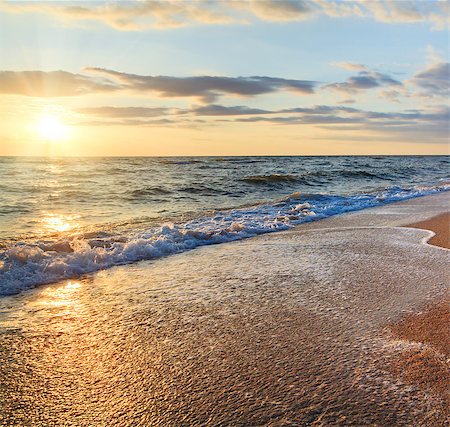 simsearch:400-07248217,k - Sea  sunset surf great wave break on sandy coastline Foto de stock - Royalty-Free Super Valor e Assinatura, Número: 400-04898805