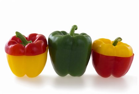 simsearch:400-06061963,k - Three colorful  bell pepper , isolated on white background Foto de stock - Royalty-Free Super Valor e Assinatura, Número: 400-04899031
