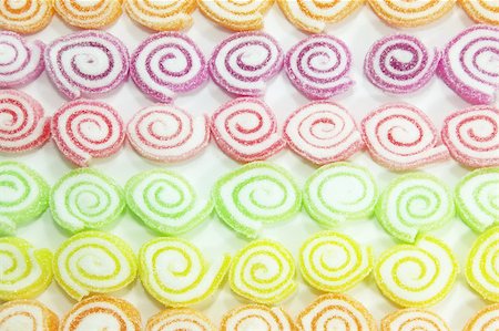 simsearch:400-06135772,k - Colorful Candy in a Large Pile as a Abstract Fotografie stock - Microstock e Abbonamento, Codice: 400-04892236