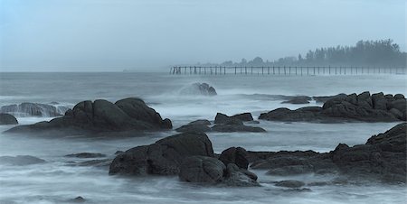 simsearch:400-04334311,k - Night dark fantastic landscape - tropical ocean coast Stockbilder - Microstock & Abonnement, Bildnummer: 400-04892291