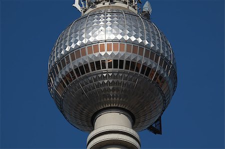 Closeup of the observation deck of the Berlin TV tower Photographie de stock - Aubaine LD & Abonnement, Code: 400-04892901