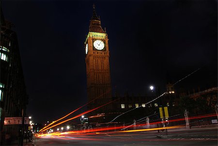 simsearch:640-05760948,k - Big Ben at night with light beams caused by passing cars Foto de stock - Super Valor sin royalties y Suscripción, Código: 400-04893391