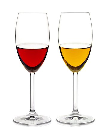 simsearch:400-04279337,k - Red wine glass isolated on white background Foto de stock - Super Valor sin royalties y Suscripción, Código: 400-04893703