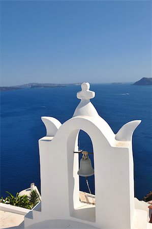 simsearch:400-08371614,k - summer vacation on beautiful vulcanic island santorini at greece Foto de stock - Super Valor sin royalties y Suscripción, Código: 400-04893840