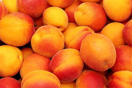 plenty of fresh apricots beautiful close-up macro photo Stock Photo - Budget Royalty-Free & Subscription, Code: 400-04893960