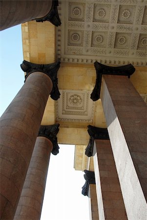 stone columns of Lomonosov university in Moscow, Russia Photographie de stock - Aubaine LD & Abonnement, Code: 400-04904178