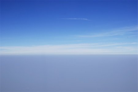 The blue sky and beautiful white clouds. Fotografie stock - Microstock e Abbonamento, Codice: 400-04908482