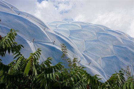 eden project - Detail of the biomes at the Eden Project in Cornwall Stock Photo - Budget Royalty-Free & Subscription, Code: 400-04909226