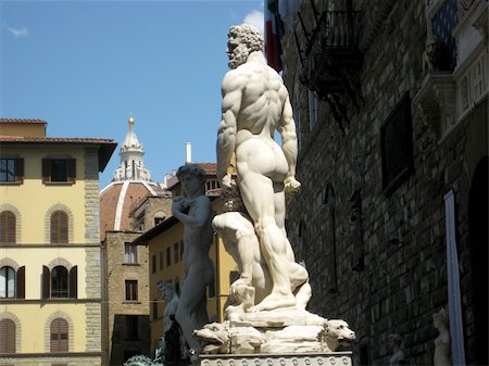 saint nicholas church - Nice view of statues in Signoria's square with the cupola of famous Dome on the background, Florence (Italy). Photographie de stock - Aubaine LD & Abonnement, Code: 400-04901523