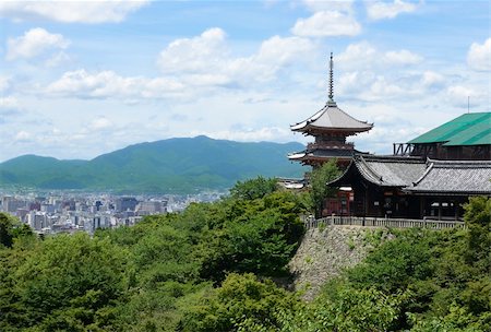 Kiyomizu-dera Temple in Kyoto, Japan. Fotografie stock - Microstock e Abbonamento, Codice: 400-04902936