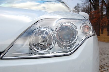 headlight of a new dynamic sports car Stock Photo - Budget Royalty-Free & Subscription, Code: 400-04917272