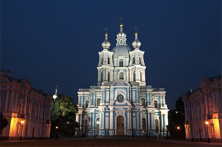 st petersburg night - Russia, St. Petersburg. Smolny Cathedral (Church of the Resurrection) Photographie de stock - Aubaine LD & Abonnement, Code: 400-04912661