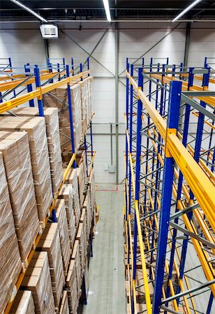 steel beams and girders - The racks and shelves of a huge warehouse seen from above Stock Photo - Budget Royalty-Free & Subscription, Code: 400-04913170